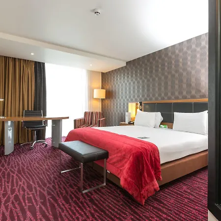 Holiday Inn Manchester-Mediacityuk By Ihg Salford  Exterior photo