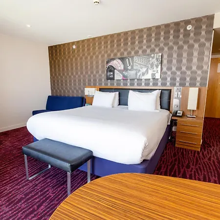 Holiday Inn Manchester-Mediacityuk By Ihg Salford  Exterior photo