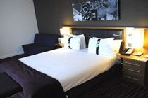 Hotel Manchester-mediacityuk By Ihg 4*