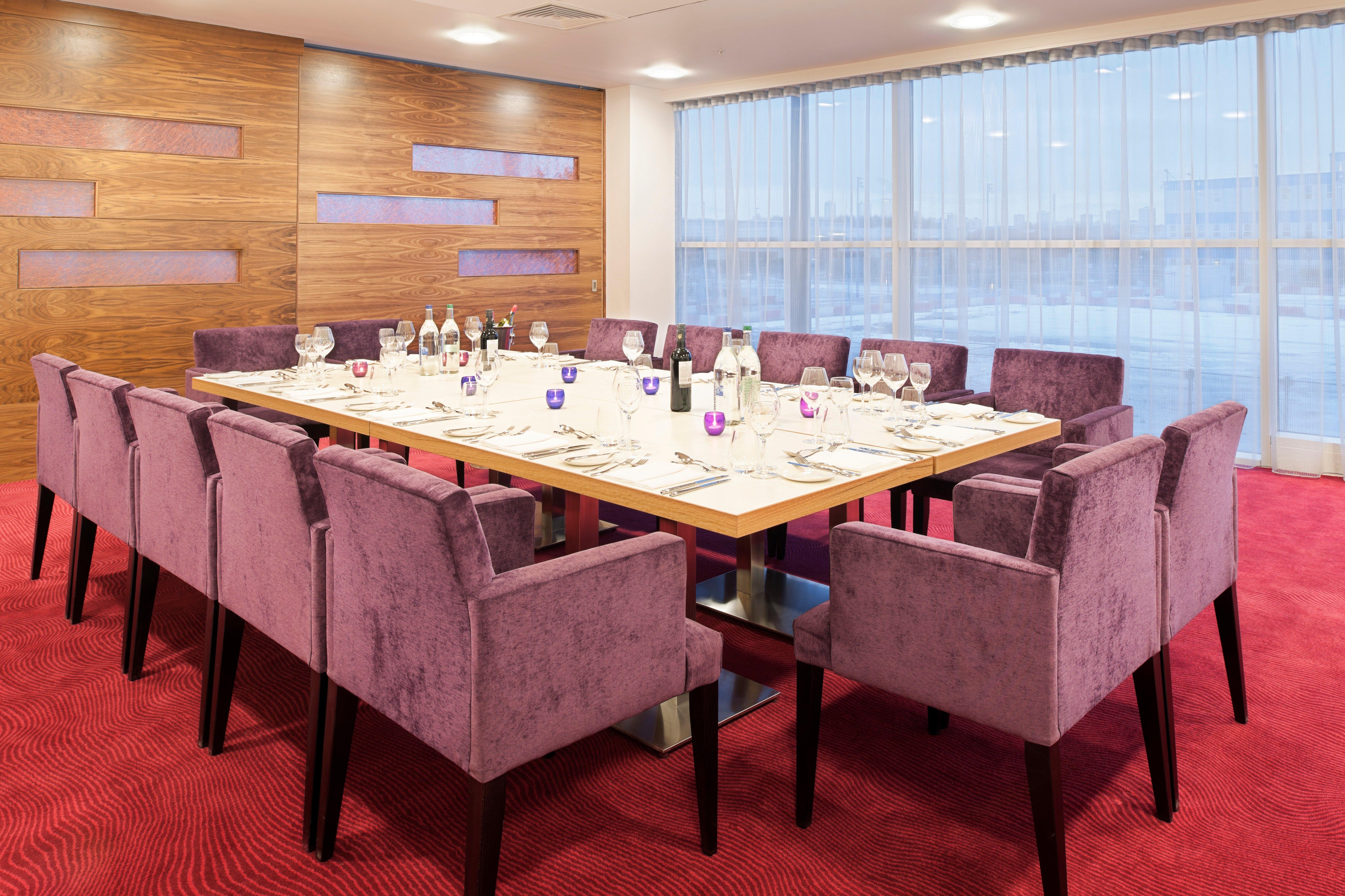 Manchester-mediacityuk By Ihg 4* Манчестер